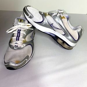 NIKE SHOX 2004 ROLLING RAIL RUNNING SHOES